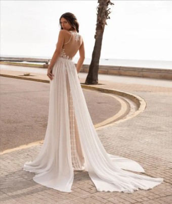 Pronovias Granville #2 thumbnail