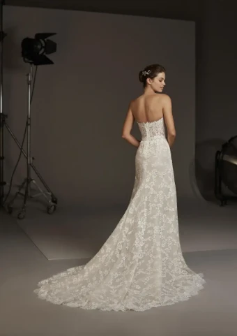 Pronovias  Desdemona #1 Ivory thumbnail