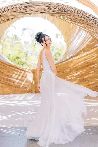 Willowby  BR537 #5 Ivory/Nude thumbnail