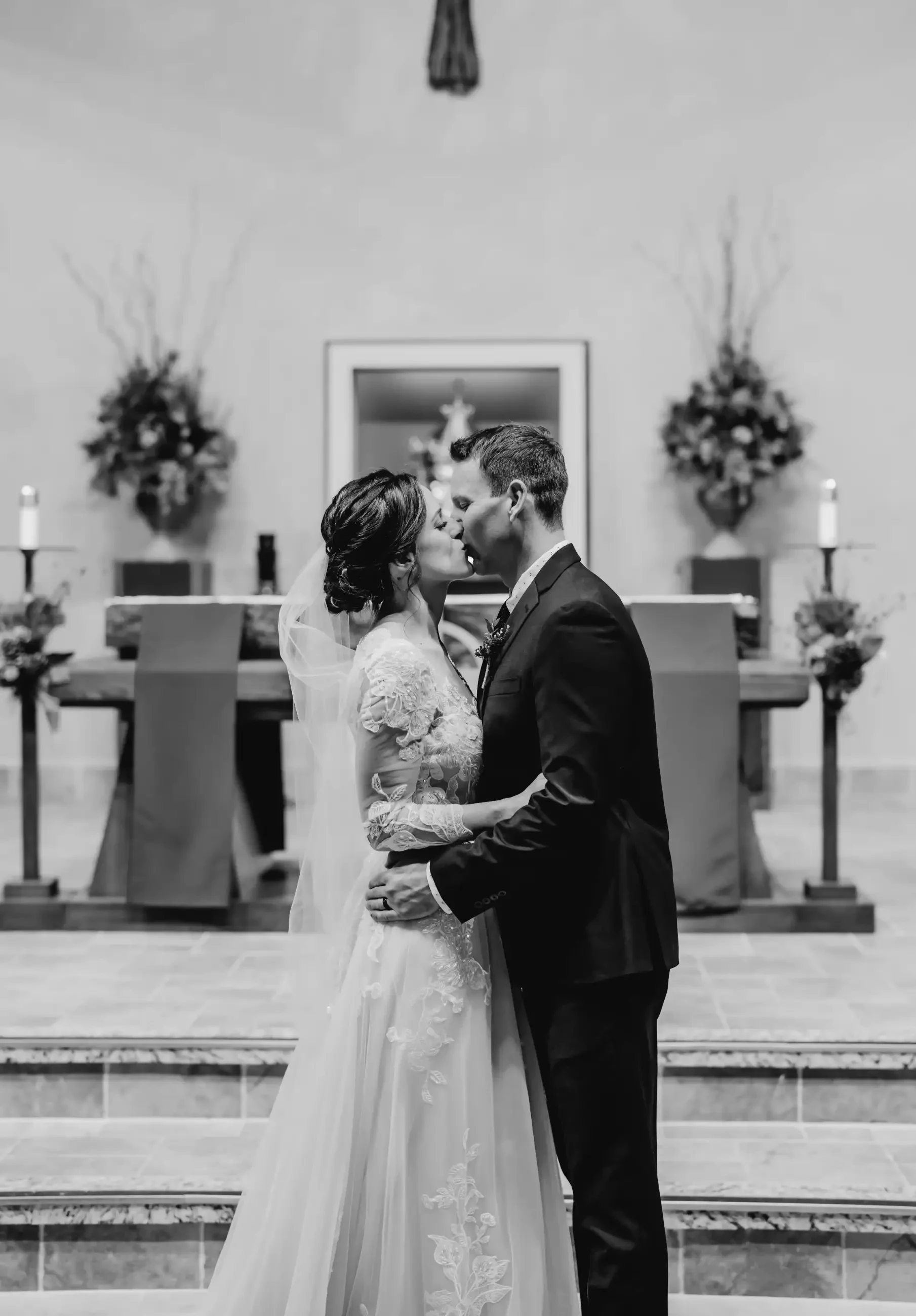 Shelby & Austin. Mobile Image