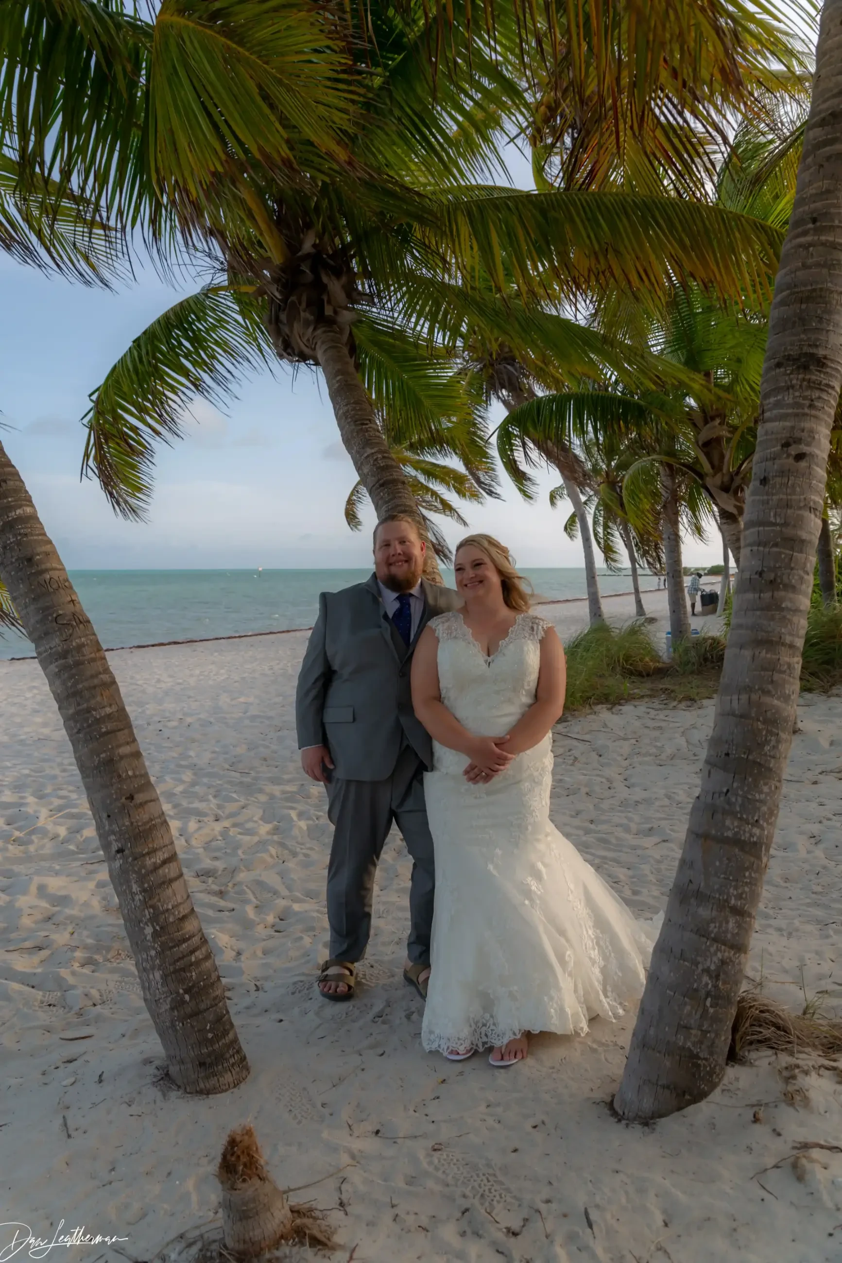 Jessica & Tyler. Desktop Image